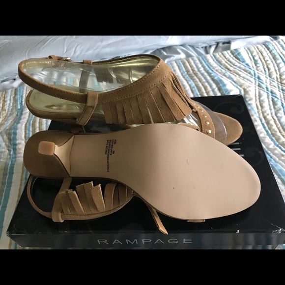 Shoes - Picture 2 of 4